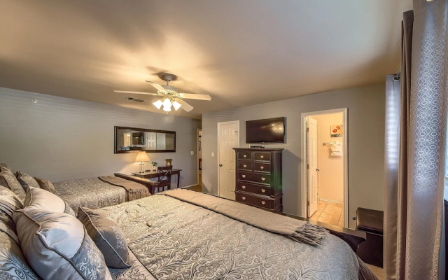 photo 3 of Ww I102 Restful River Retreat 2 Bedroom Condo by RedAwning