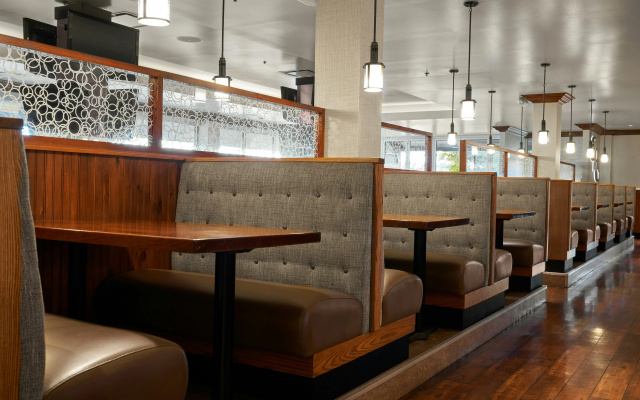 photo 2 of DoubleTree by Hilton Hotel Dallas – Love Field