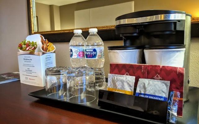photo 3 of Wyndham Dallas Suites - Park Central