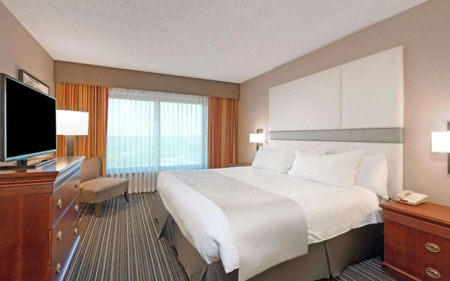 photo 4 of Sonesta Suites Dallas Park Central