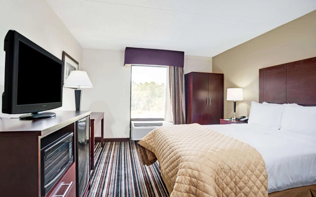 photo 2 of Wyndham Garden Charlotte Airport Southeast