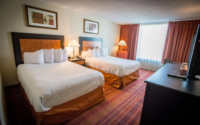 photo 4 of Exton Hotel & Conference Center