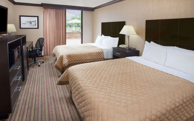 photo 3 of Wyndham Garden Schaumburg Chicago Northwest