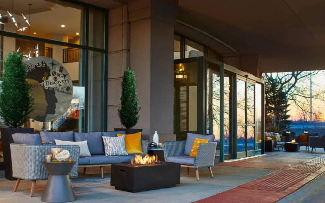 photo 2 of Renaissance Chicago Glenview Suites Hotel