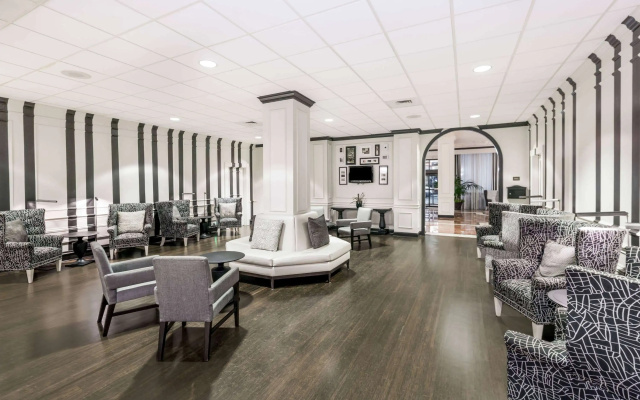 photo 2 of Wyndham Grand Jupiter at Harbourside Place