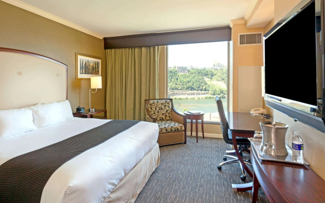 photo 3 of Wyndham Grand Pittsburgh Downtown