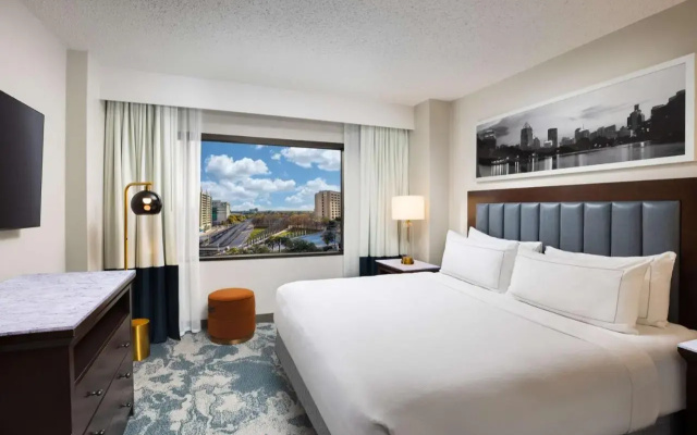 photo 4 of DoubleTree by Hilton Houston Medical Center Hotel & Suites