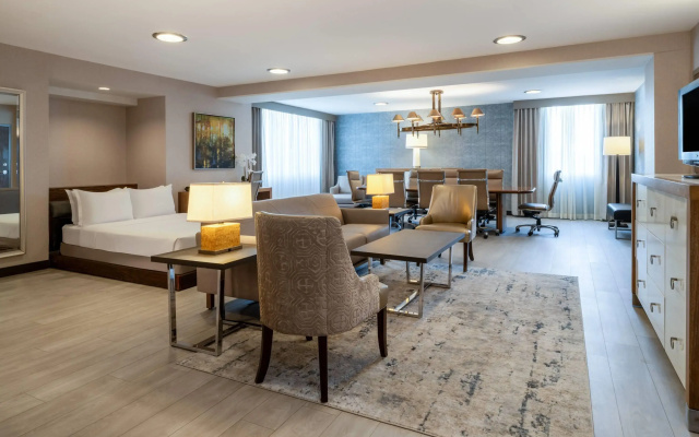 photo 4 of Wyndham Indianapolis Airport
