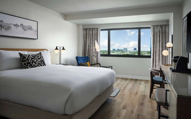 photo 4 of Wyndham Irvine-Orange County Airport