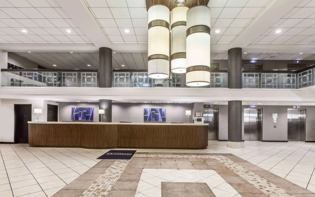 photo 2 of Courtyard by Marriott Pittsburgh University Center