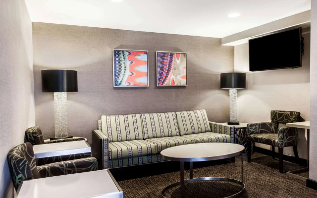 photo 4 of Courtyard by Marriott Pittsburgh University Center