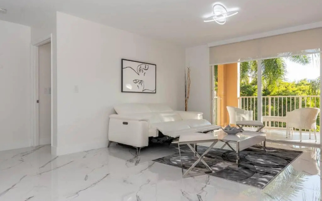 photo 4 of Yacht Club at Aventura Lux 2 Bed 2 Bath Brand New 2021