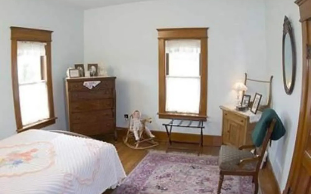 photo 4 of Yorkburg Manor