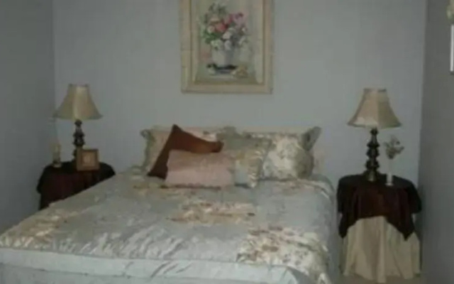 photo 2 of Yosemite Bed and Breakfast