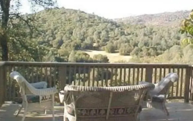 photo 3 of Yosemite Bed and Breakfast