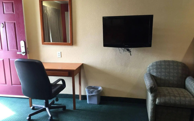 photo 2 of The Yosemite Inn