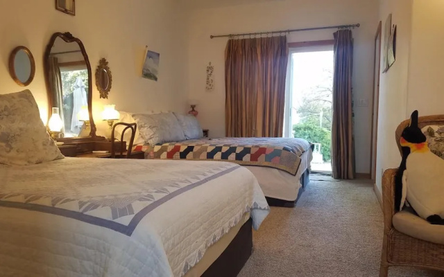photo 5 of Yosemite Plaisance Bed & Breakfast