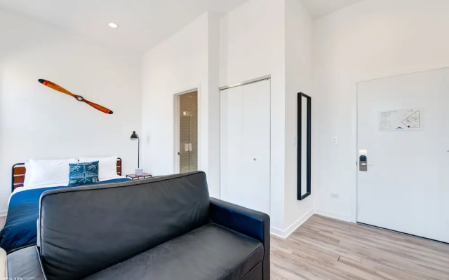 photo 5 of River West, Second Floor Chicago by 747 Lofts