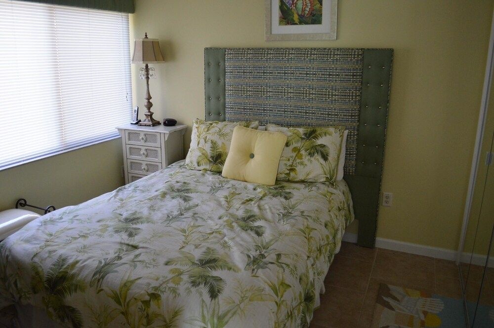 photo 1 of Cove II 314F 2 Bedroom Holiday home By Midnight Cove II