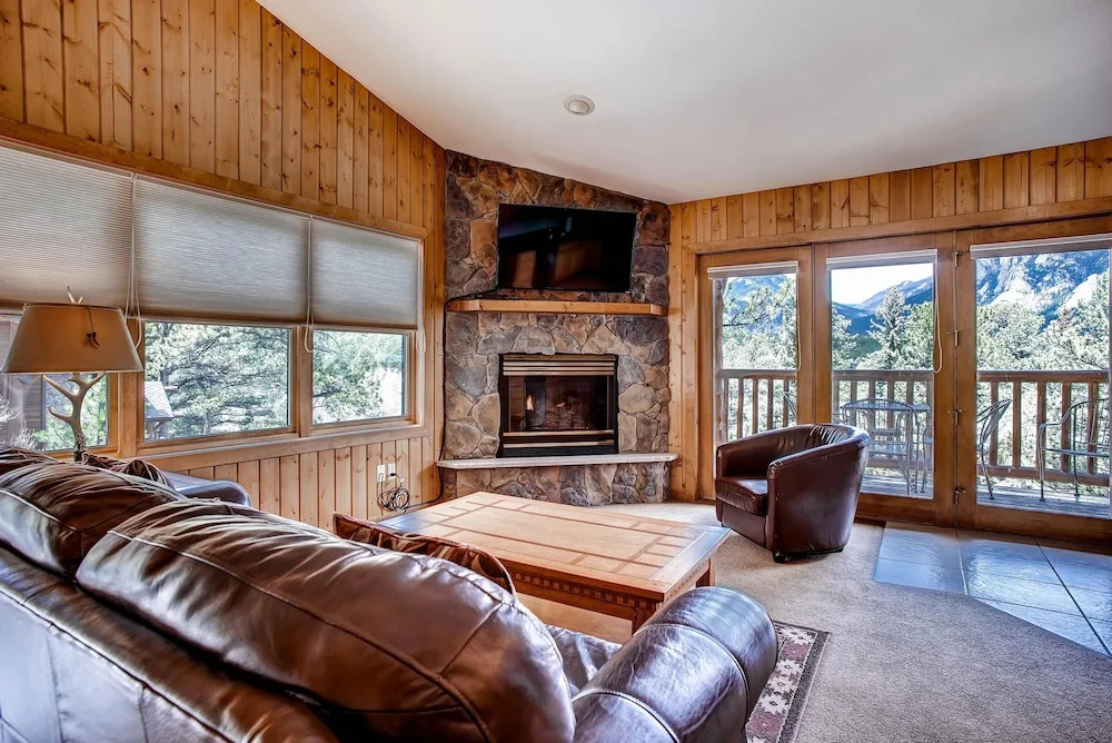 photo 1 of Black Canyon Inn Unit D4/5