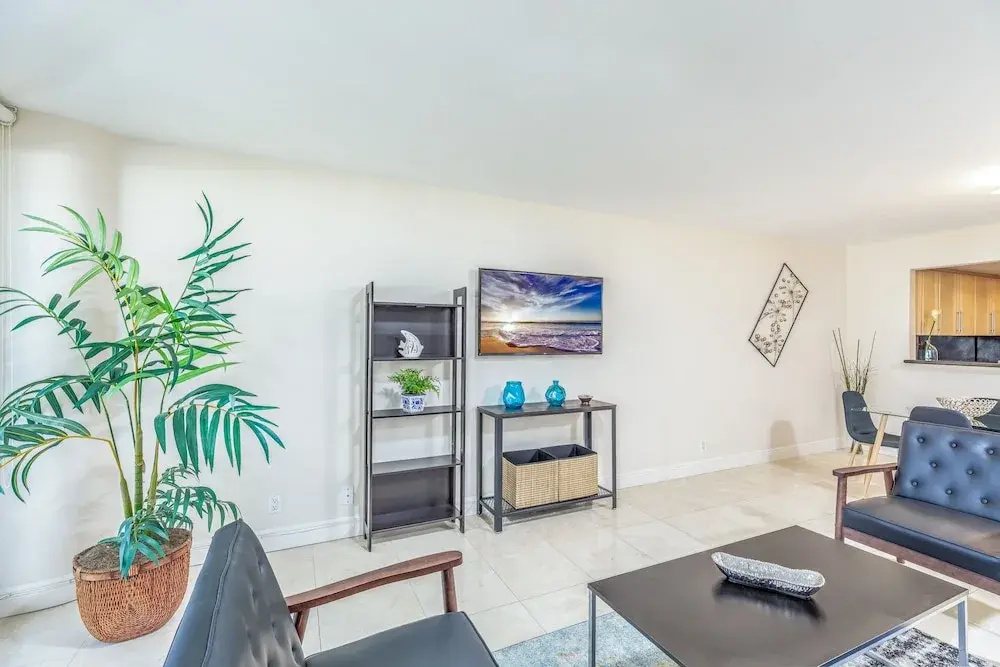 photo 1 of Ocean View Condo With Gorgeous Miami Sunset