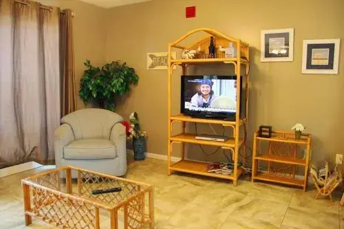 photo 1 of Tradewinds 302 1 Bedroom Condo by RedAwning Orange Beach