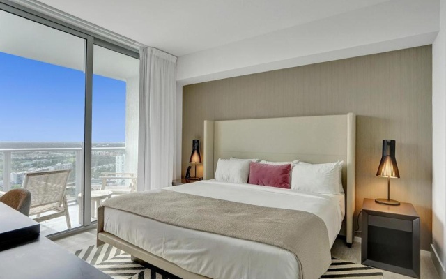 2 Bedrooms Apartment with city view
