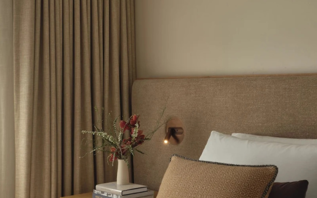 Grand room