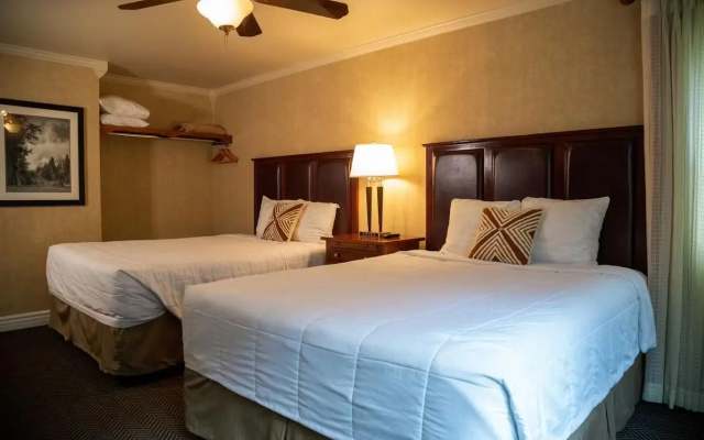 2 Bedrooms Deluxe Family Suite with river view