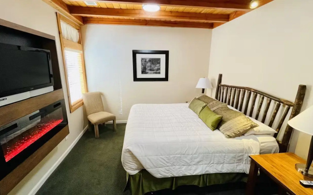 3 Bedrooms Redwood Family Suite