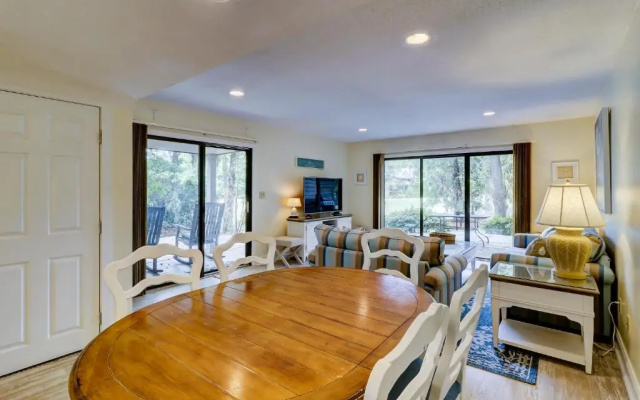 photo 2 of 154 The Greens 3 BR Shipyard Condo