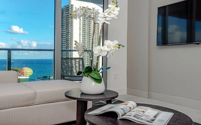 photo 3 of 5 Brand New 2BR - Insane Views and Amenities