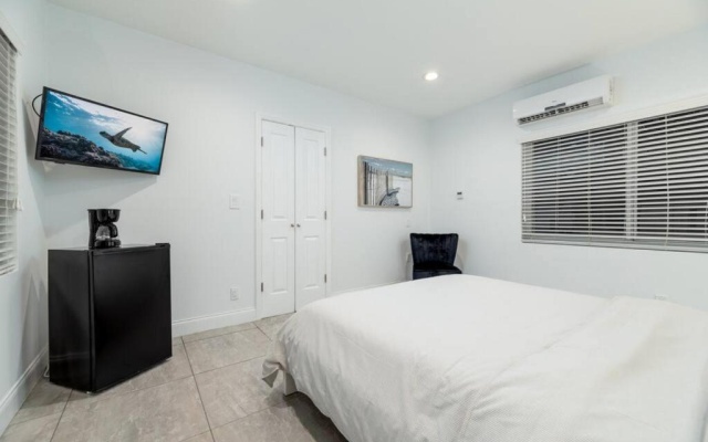 photo 4 of Bayshore Breeze 6 - Fort Lauderdale Beach