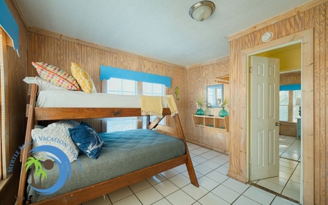 photo 3 of Beach Nook Up