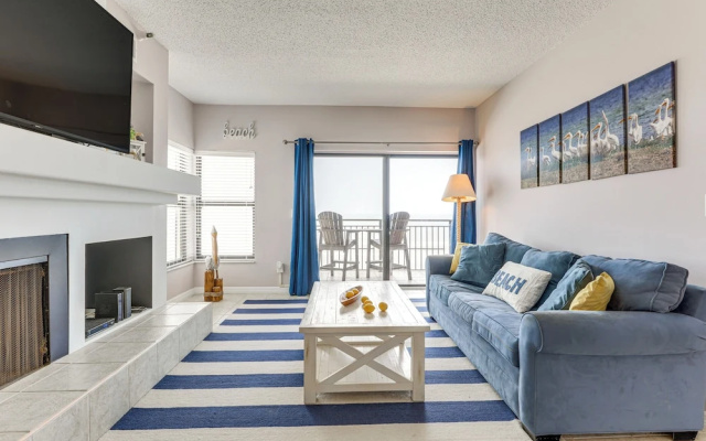 photo 2 of Beachfront New Smyrna Condo: 1 Mi to Flagler Ave