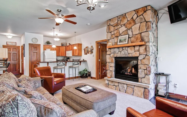 photo 3 of Black Canyon Inn Unit F7 Deluxe