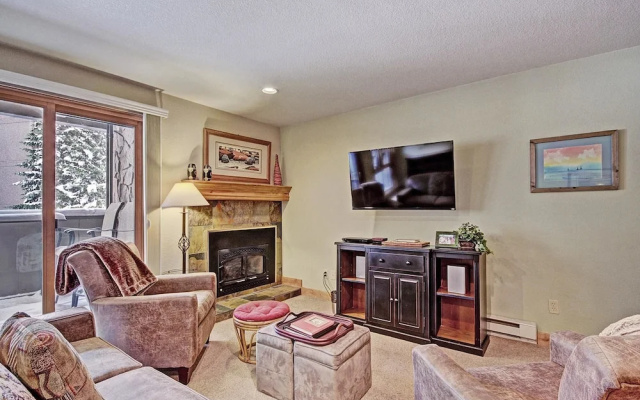 photo 2 of Beautiful Ski-In Ski-Out Condo, Great Location - CM244 by RedAwning