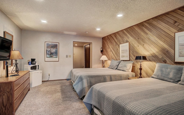 photo 2 of Amazing Copper Mountain Inn Condo With Awesome Views - CS221 by RedAwning