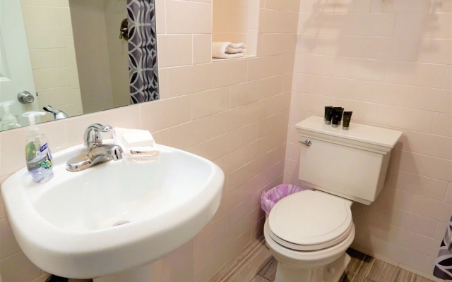 photo 5 of Coconut Grove Beach Resort Suite 4
