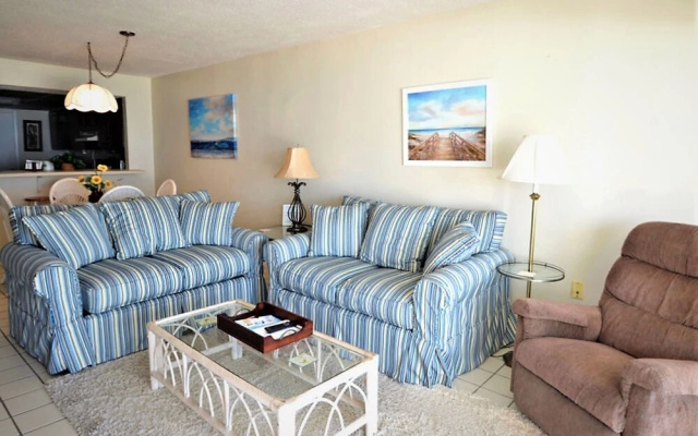 photo 2 of Edgewater 43 by Bender Vacation Rentals