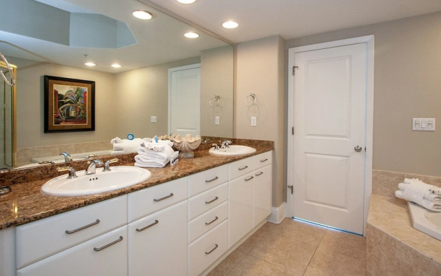 photo 4 of Fantastic Two Bedroom/two Bathroom - Unit Crb0816