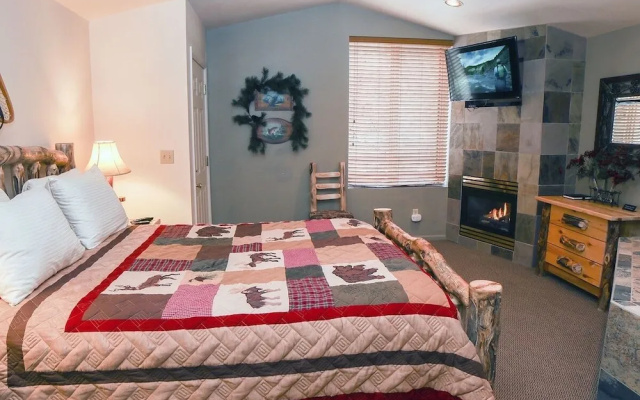 photo 4 of Fawn Valley Inn: 103 1 Bedroom Condo