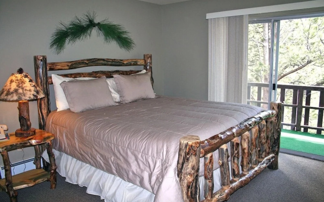 photo 3 of Fawn Valley Inn: 302 2 Bedroom Condo