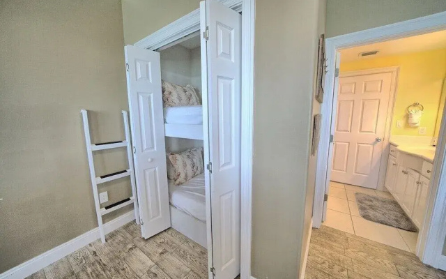 photo 4 of Beautiful Condo with Spacious Balcony to Enjoy Fascinating Ocean View - Unit 1002 by RedAwning