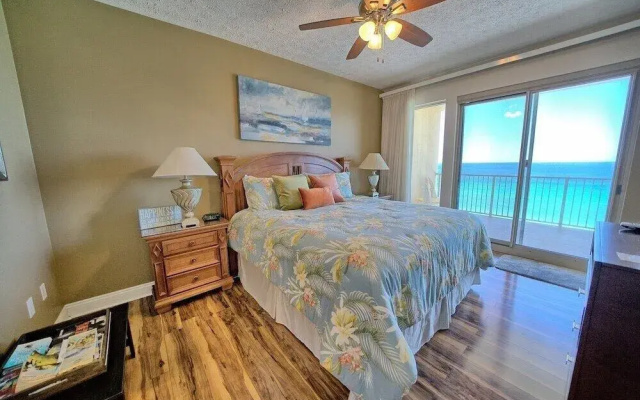 photo 5 of Beautiful Condo with Spacious Balcony to Enjoy Fascinating Ocean View - Unit 1002 by RedAwning