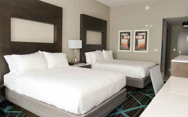 photo 5 of Holiday Inn Express & Suites Charlotte Airport by IHG