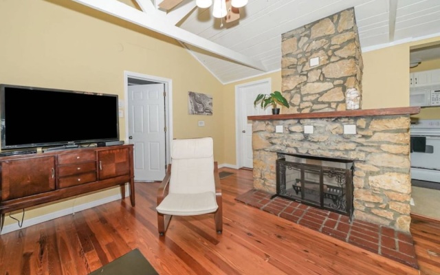 photo 4 of Island Dreams Sunset Suite #3
