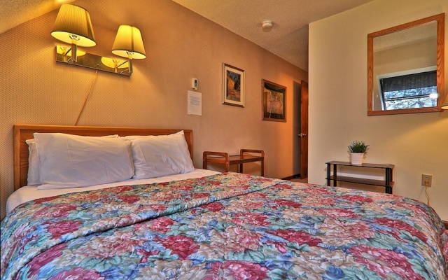 photo 4 of Mg 3d01 - Mountain Green 3br Condo W/ Amenities
