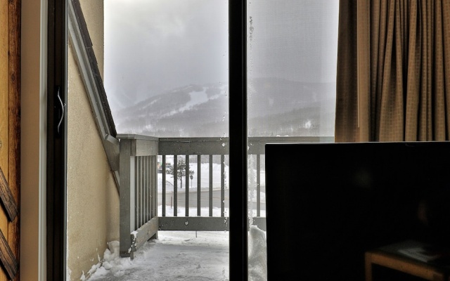 photo 4 of Mg 3f09 - Mountain Green Studio: Amazing Views/Location