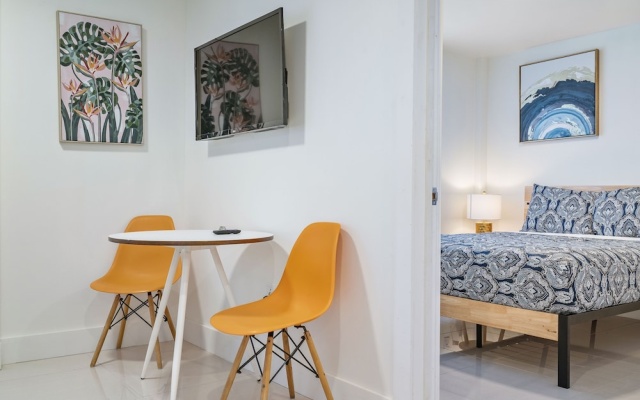 photo 4 of Miami Suite 206